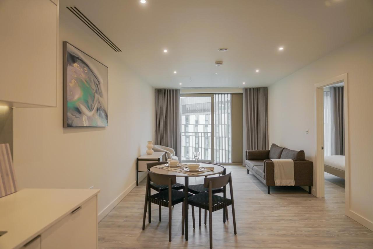 Coppermaker Square In Stratford Apart otel Londra Dış mekan fotoğraf