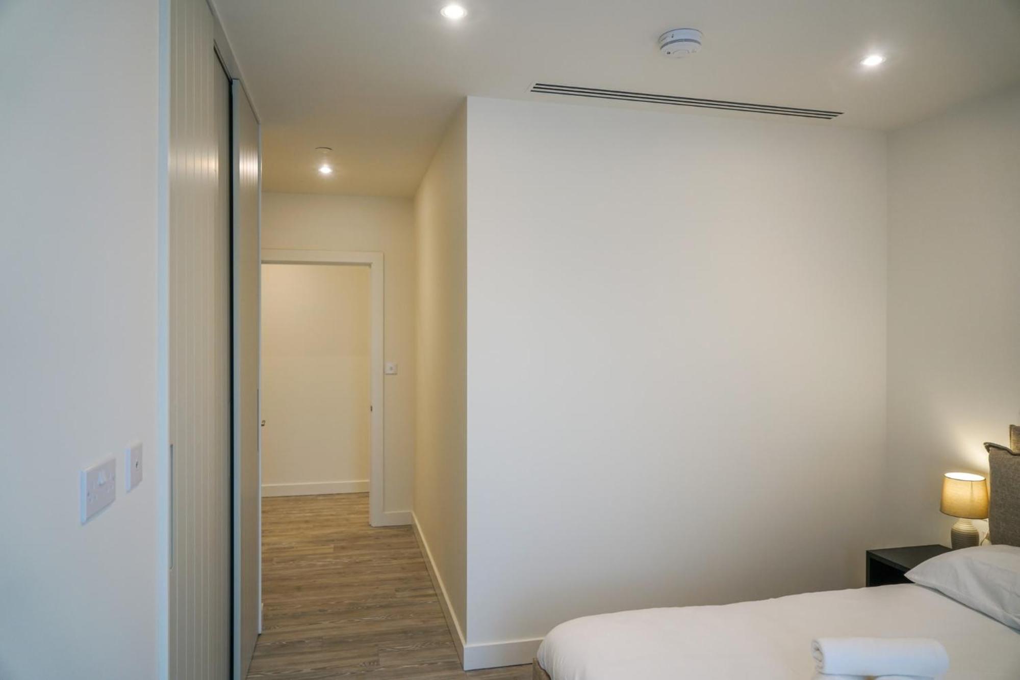 Coppermaker Square In Stratford Apart otel Londra Dış mekan fotoğraf
