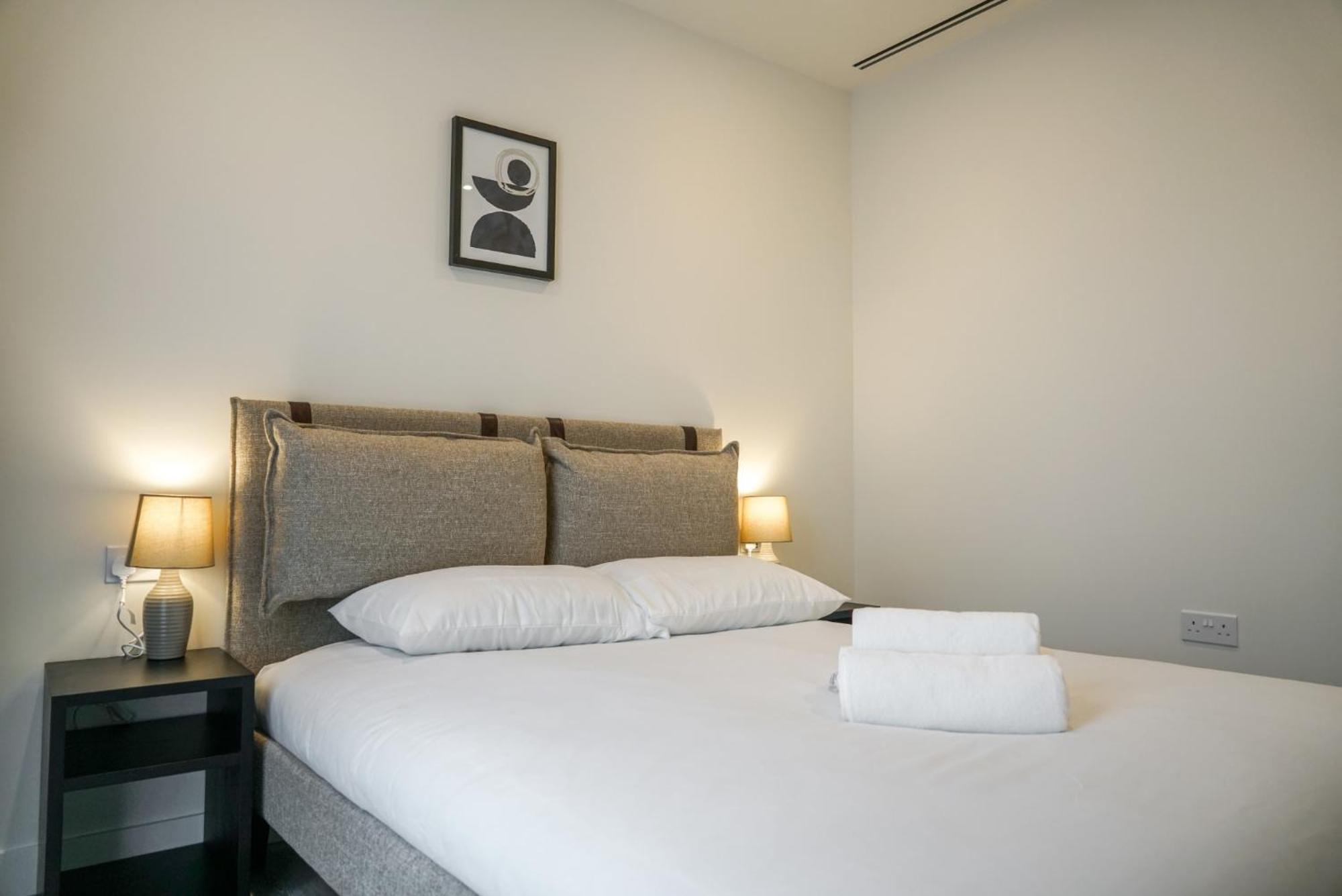 Coppermaker Square In Stratford Apart otel Londra Dış mekan fotoğraf