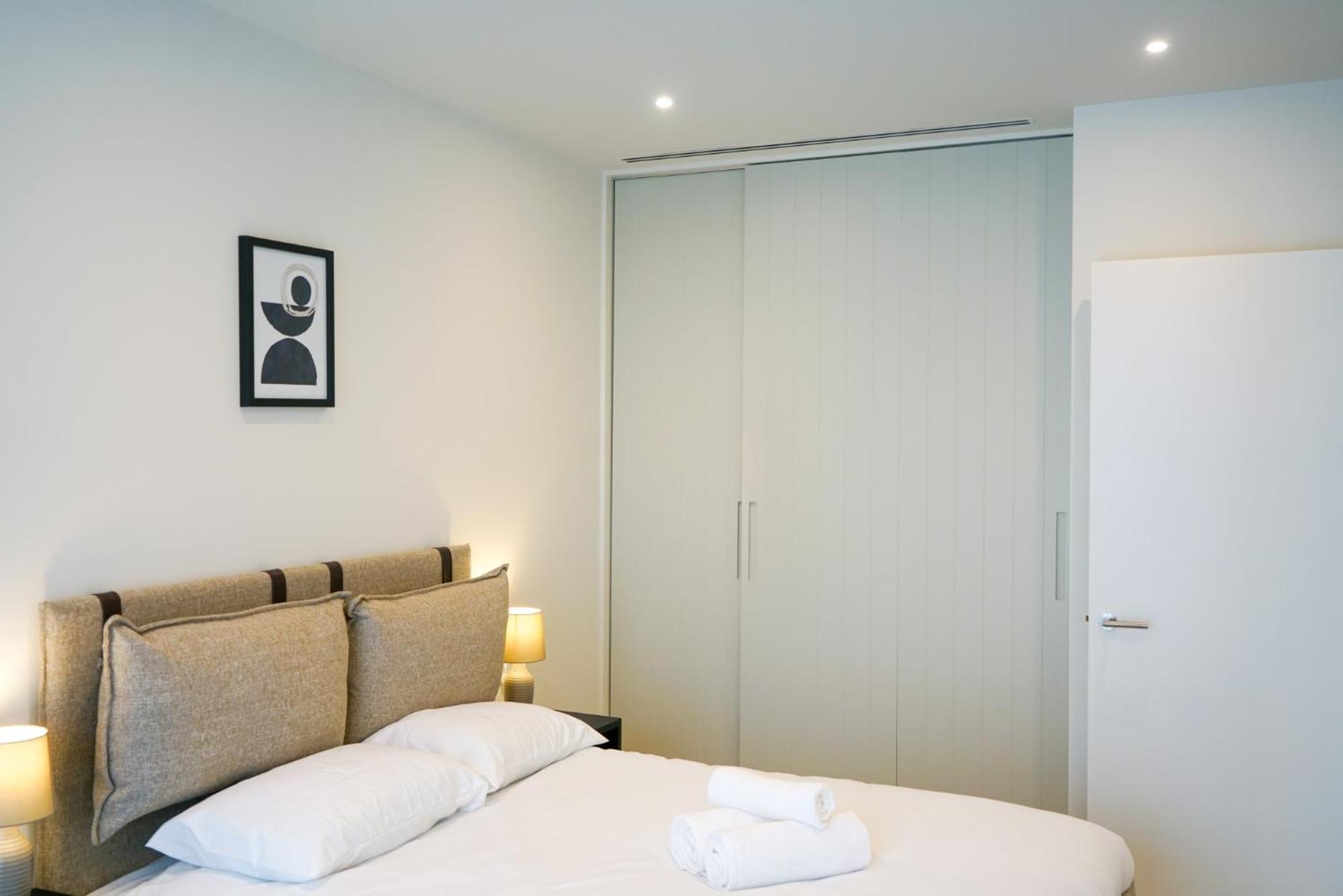 Coppermaker Square In Stratford Apart otel Londra Dış mekan fotoğraf
