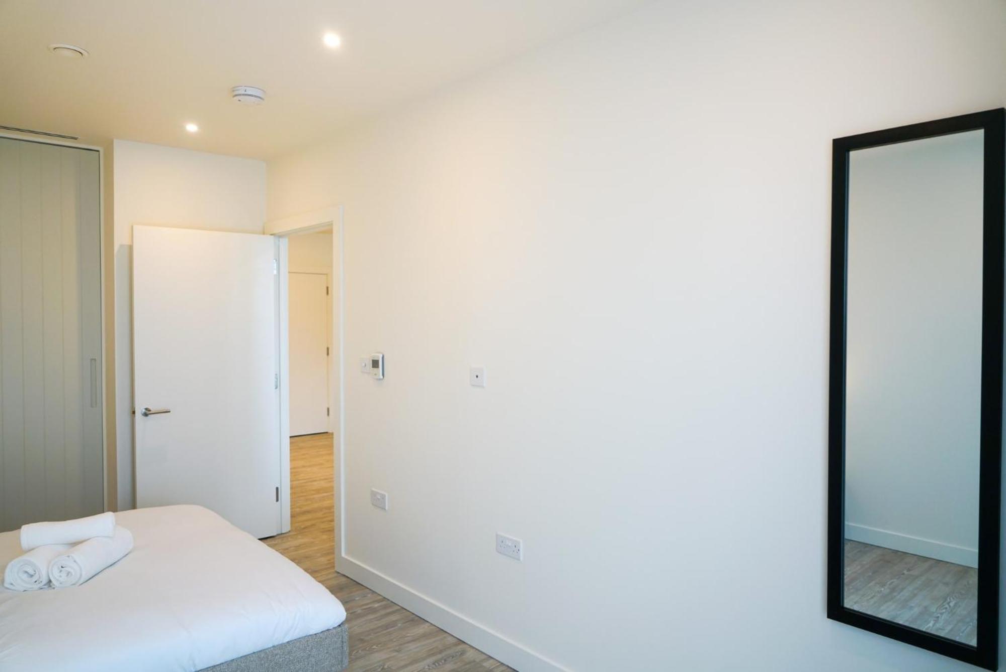 Coppermaker Square In Stratford Apart otel Londra Dış mekan fotoğraf